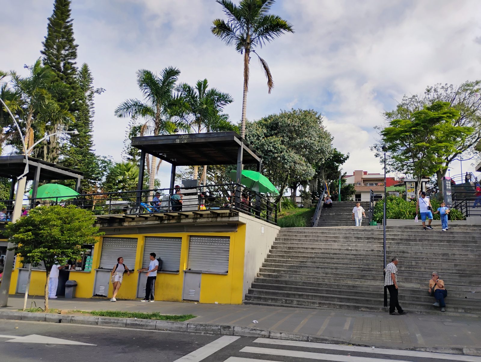 Los kioscos y las palmas &mdash; San Antonio de Prado.